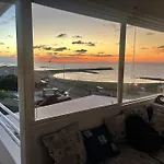 frente al mar con balcony piscina